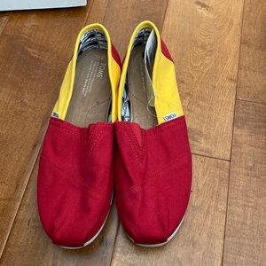 Tom’s Shoes